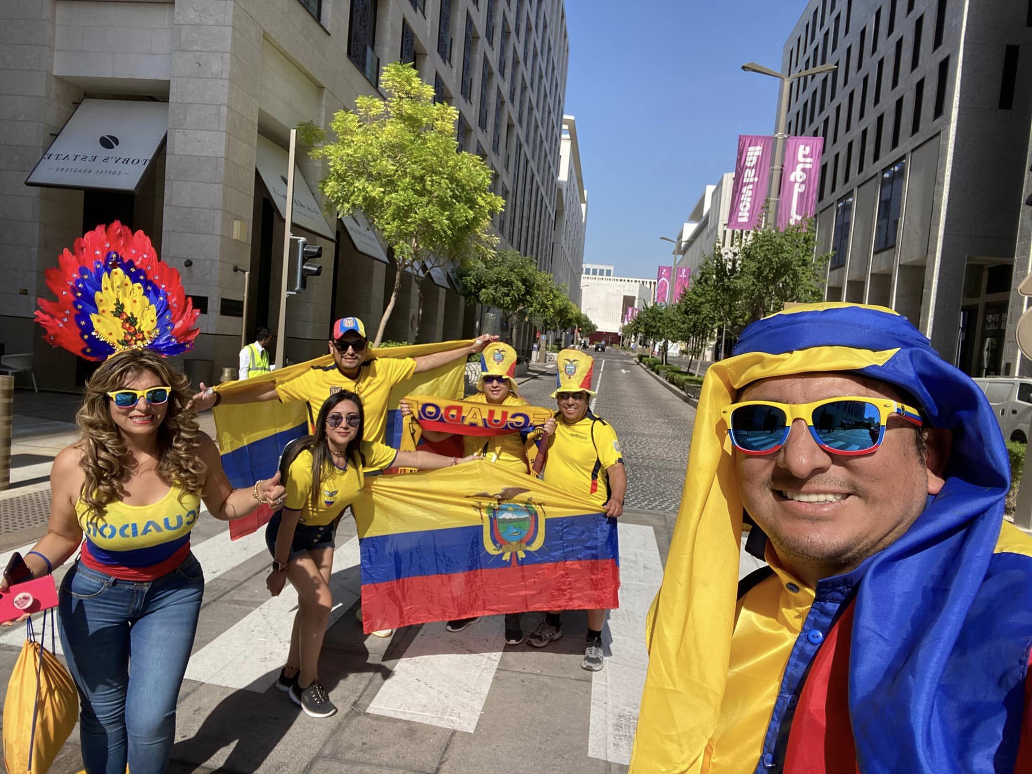 厄瓜多球迷熱情到卡達為球員加油！（圖／翻攝自FB@Juan Francisco Mullo）